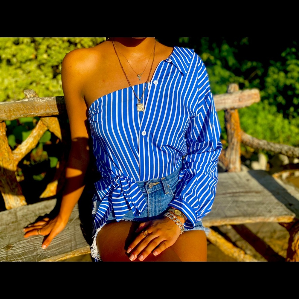 One sleeve blouse